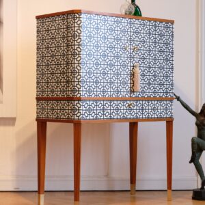 Barschrank schwarz-weiß – Vintage 1960er, Mint Condition