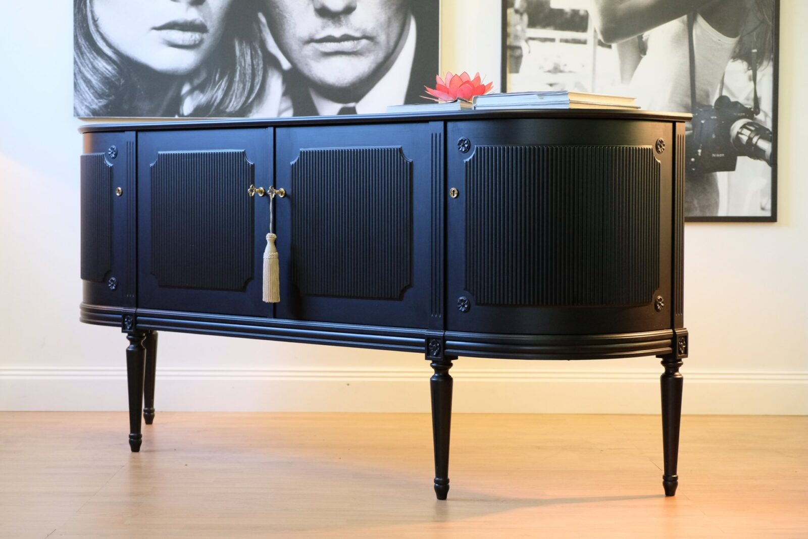 Sideboard schwarz – gustavianisch, 1960er