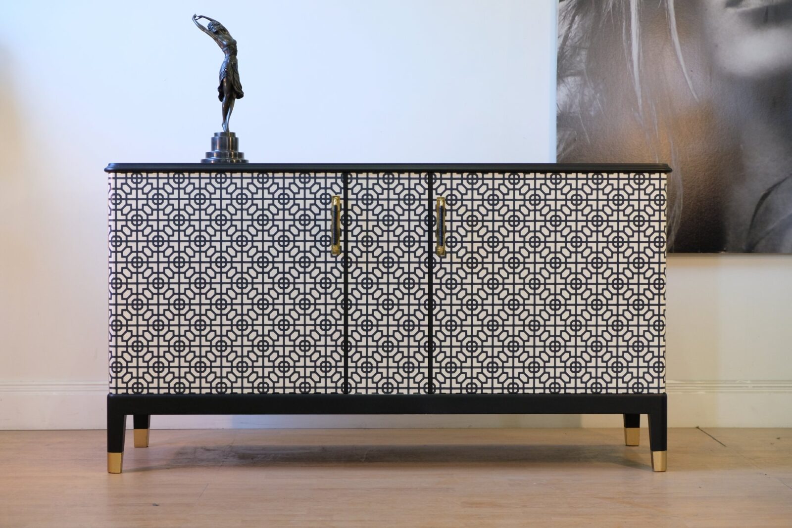 sideboard-600_f Sideboard schwarz-weiß grafisch – Art déco, um 1930