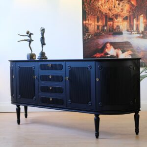 Sideboard schwarz matt – gustavianisch, Messingbeschläge